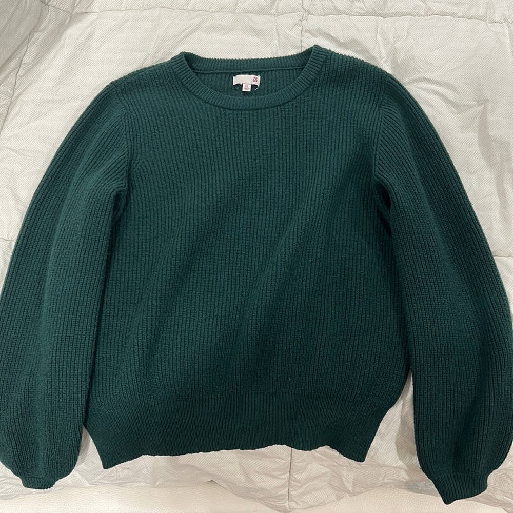 green SO sweater size XL